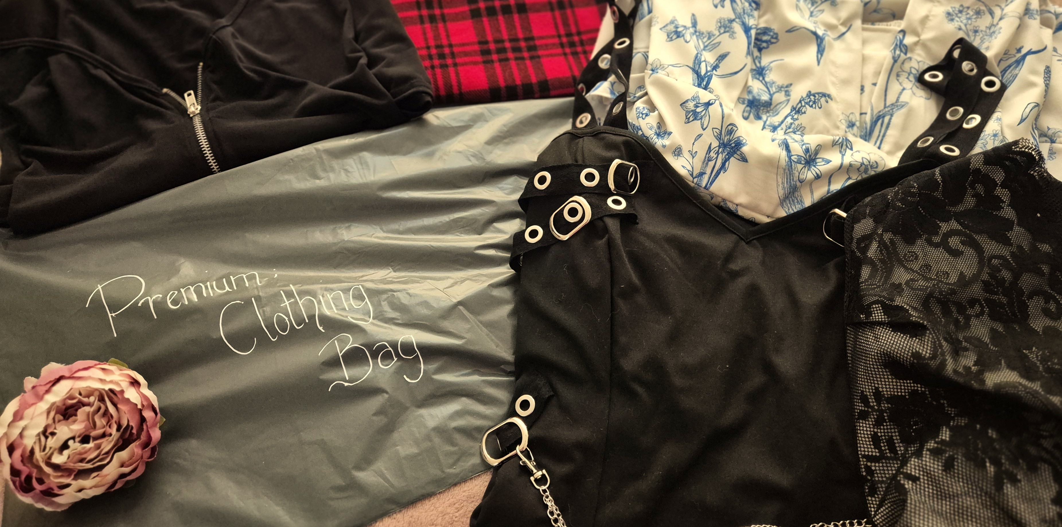 Premium clothing bundle